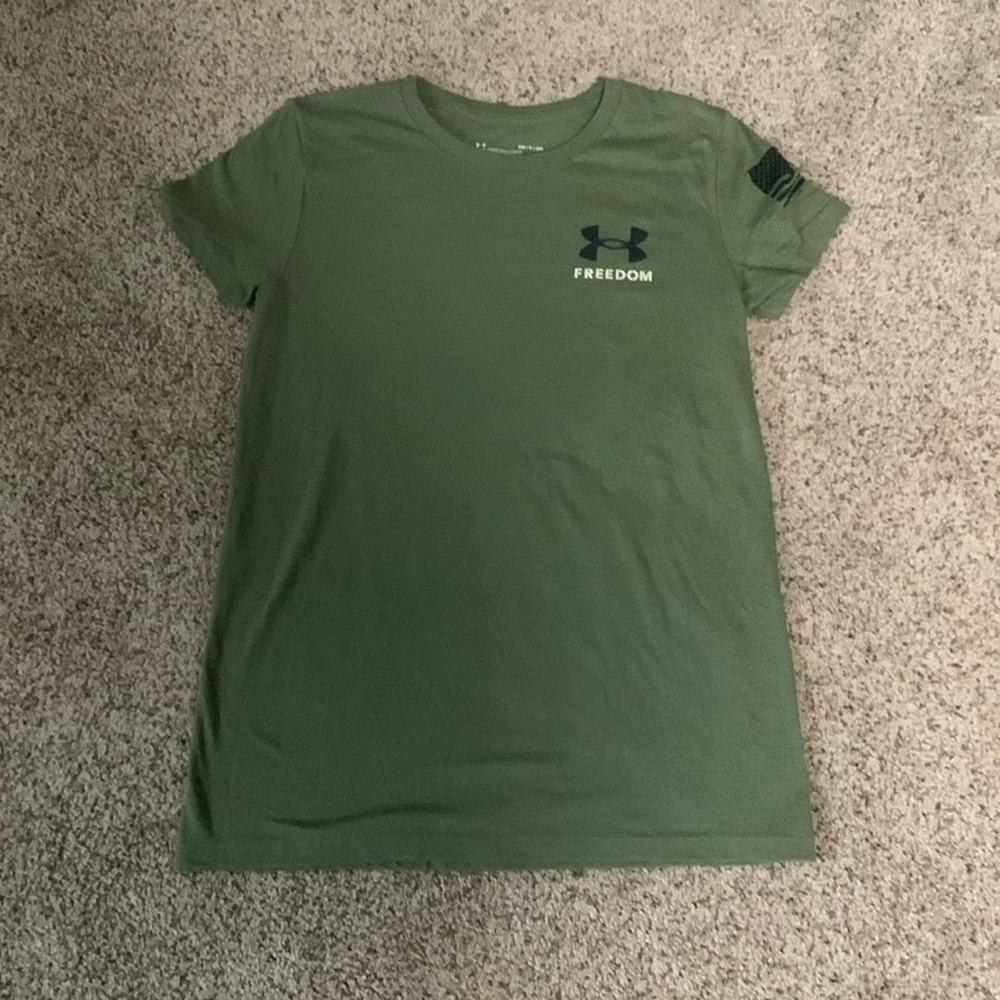 Men’s Under Armour Freedom Shirt Size Small